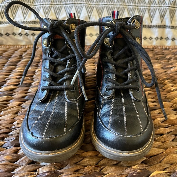 Tommy Hilfiger Kids Boys Black Leather Ankle Combat Boots Size 13 Ronald - Picture 3 of 8